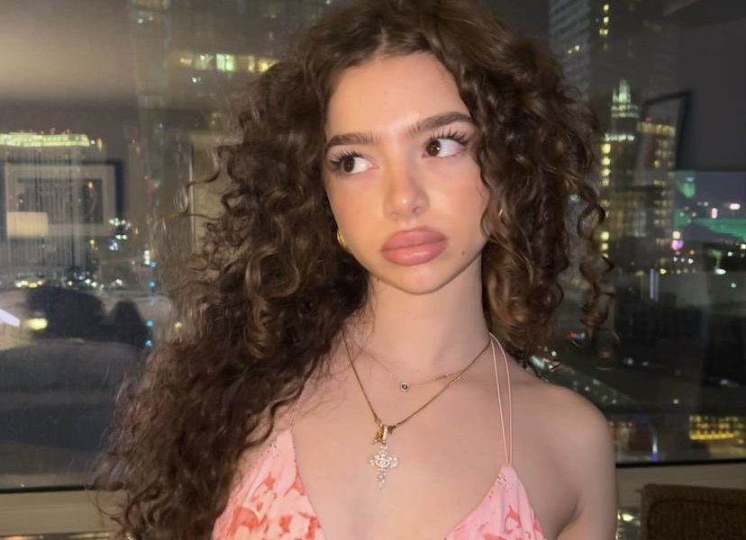 Demitra "Mia" Kalogeras: Wiki, Bio, Birthday, Net Worth, Boyfriend, Height, Weight